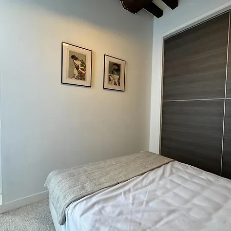 Apartment Charming In The Heart Of